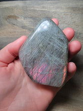 Load image into Gallery viewer, Freeform Labradorite

