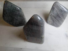 Load image into Gallery viewer, Freeform Labradorite

