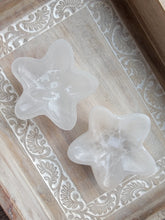Load image into Gallery viewer, Selenite Star Bowl
