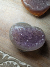 Load image into Gallery viewer, Druzy Heart
