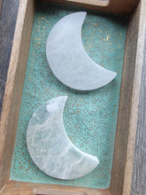 Load image into Gallery viewer, Selenite Moons
