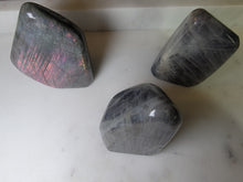 Load image into Gallery viewer, Freeform Labradorite
