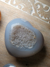 Load image into Gallery viewer, Druzy Heart
