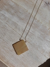 Load image into Gallery viewer, Yellow Opal Gold Necklace
