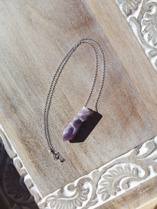 Chevron Amethyst Point Necklace