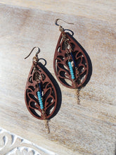 Load image into Gallery viewer, Handcrafted Earrings
