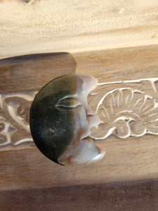 Carved Agate Moon 9